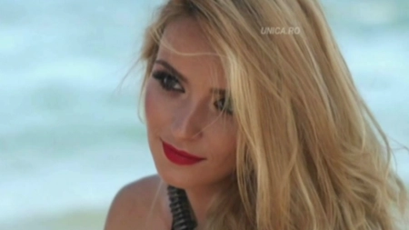 Diana Dumitrescu, TOPLESS pe malul marii - FOTO HOT