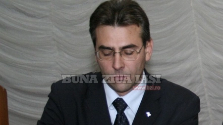 Deputatul Spinu a innebunit! - FOTO, VIDEO