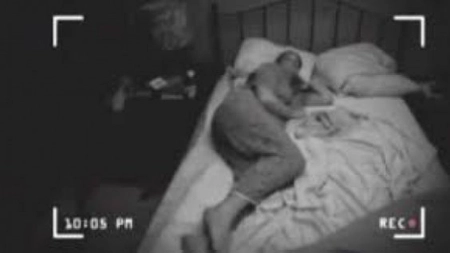 Si-a prins fiica in pat cu tatal ei vitreg! “A fost cel mai cumplit film pe care l-am vazut