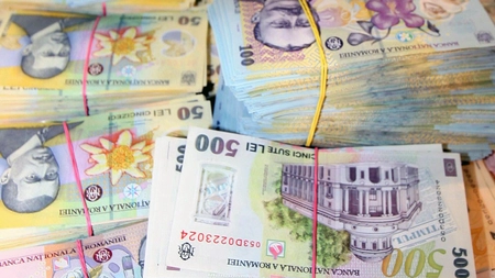 Oamenii de rand doar viseaza la aceste lefuri! Salarii halucinante la societatile publice din Iasi - FOTO
