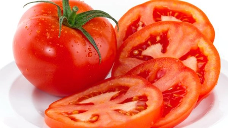 Cum sa hranesti BIO rosiile cu bicarbonat, cenusa sau drojdie