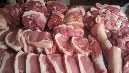 Ce spun medicii despre carnea de porc, care in ultimii ani a fost promovata intens ca fiind nesanatoasa