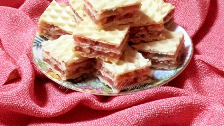 Napolitane cu nuca si rahat