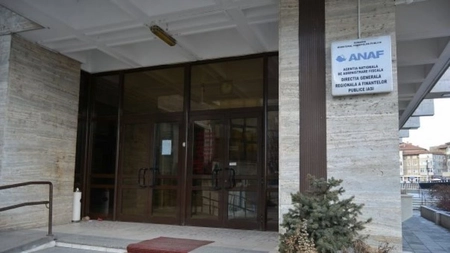 Finanțele nu reușesc să vândă un chioșc din Păcurari