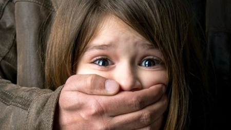 Pedofili nemți în libertate. Motivul pentru care nu au fost închiși este incredibil