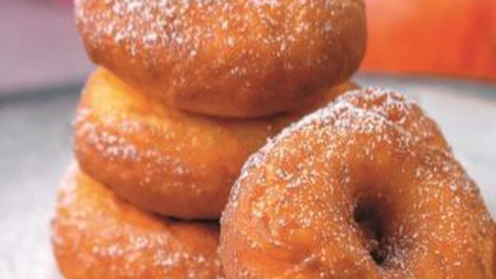 Gogosi cu <em class='ep-highlight'>mere</em> - Reteta de sezon