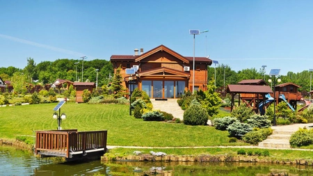 Vouchere de vacanță. Cazările s-au scumpit cu 55% în acest an, faţă de 2017