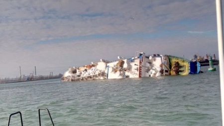 14 600 de oi captive de 3 zile pe nava scufundată. Doar 71 salvate - FOTO