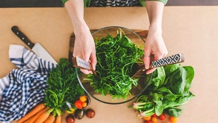 Scapă ușor de kilogramele în plus cu ajutorul dietei cu spanac