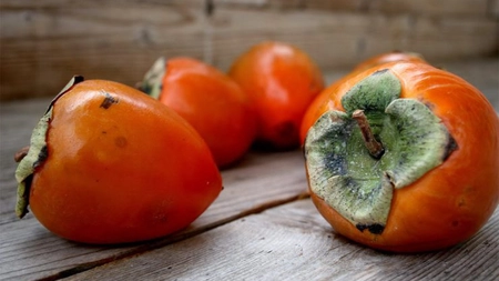 Fructul care face ravagii în România! Adevărul despre Kaki, fructul zeilor