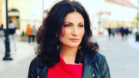 Cum se afișează Ioana Ginghină pe Facebook. După divorțul de Alexandru Papadopol, actrița iubește din nou