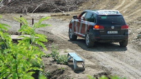 Tupeu de rechin imobiliar! Un afacerist, prins de polițiști, pentru a șasea oară, că își conduce bolidul de lux fără permis - FOTO