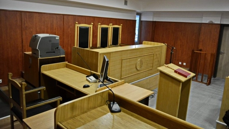 Un politician ieșean cere daune morale de 200.000 de lei de la Statul Român! 