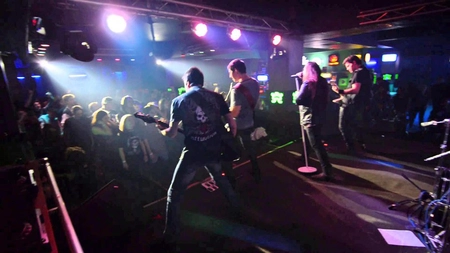 Final dramatic pentru patronii unui club de noapte din centrul Iașului. Au ajuns să vândă pe bani mărunți și ultimele bunuri - FOTO