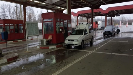 Asigurare falsă, descoperită de polițiștii de frontieră în P.T.F. Sculeni