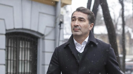Ionel Arsene se răzbună. A publicat numărul de telefon al ministrului Lucian Bode