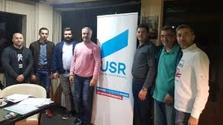 #Rezistenții se rup între ei: Fost lider USR, dat afară, iar patru membri suspendați
