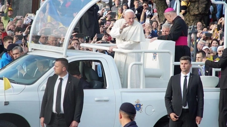 Bilanțul acțiunilor Centrului Diecezan Caritas Iași. În prim-plan este vizita Sfântului Părinte Papa Francisc