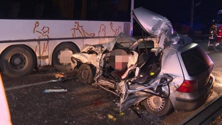 Un poliţist de 22 de ani a murit în Bistriţa, maşina lui a fost de nerecunoscut