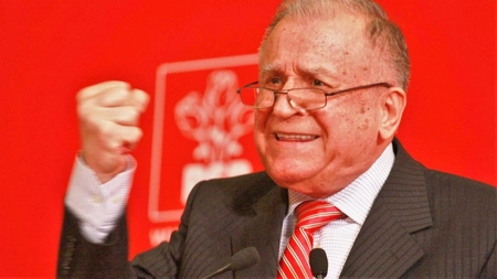 Concertul de 100.000 de euro în memoria eroilor Revoluției, anulat cu scandal. Evenimentul era organizat de institutul lui Iliescu