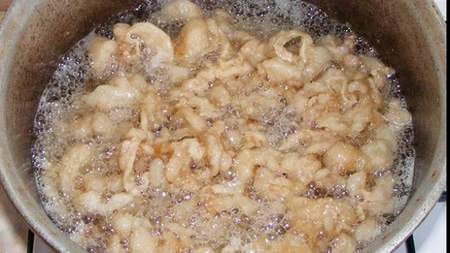 Nu există o <em class='ep-highlight'>grăsime</em> mai stabilă la încălzire decât untura