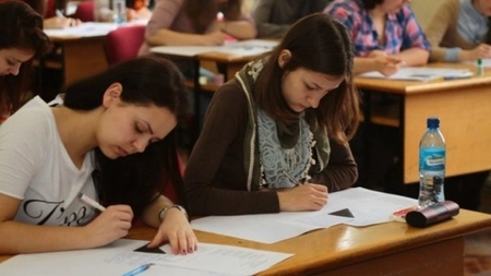 Simulări ale Evaluării Naționale pentru elevii ieșeni