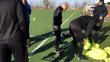 Liga I se pregătește de o schimbare istorică! Arbitrii români învață să folosească sistemul VAR