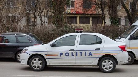 Doi indivizi au bătut doi polițiști! S-au tras focuri de armă! Polițiștii au ajuns la spital, iar golanii în arest!
