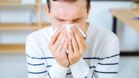 Gripa a început să facă victime și la Iași! Medicii trag un semnal de alarmă și susțin că perioada grea acum începe! Iată cum poți să previi