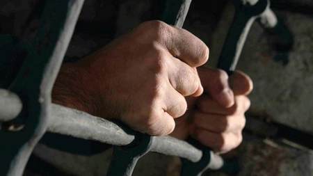 Ieșeanul bănuit că și-a omorât nevasta rămâne după gratii!