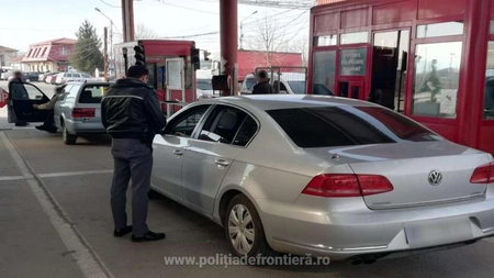 Urmărit internațional, căutat în Marea Britanie și reținut la vama Sculeni