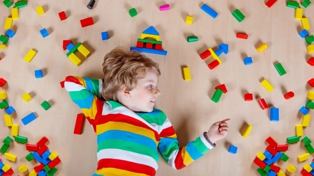 Scanarea ochilor ar putea duce la detectarea timpurie a autismului