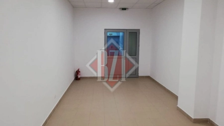 Exclusiv! Super-afacere! Spațiu de peste 100 de metri pătrați, de închiriat la un preț modic! Oferta este la kilometrul zero al Iașului! - FOTO