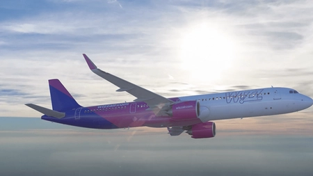 Un client al Wizzair lansează acuzaţii grave la adresa companiei: Valizele cu care am plecat au fost perfecte