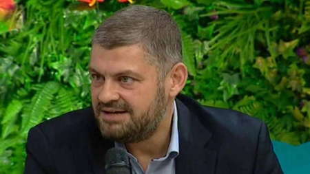 ''Mă îngraș de la glandă!” – Un medic român destramă acest mit. Care este adevăratul motiv pentru care mâncăm necontrolat