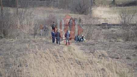 Crimă sângeroasă! Un bărbat a fost găsit mort într-un șanț. Avea semne de violență pe corp - FOTO, VIDEO