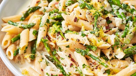Paste carbonara cu sparanghel - ingrediente necesare