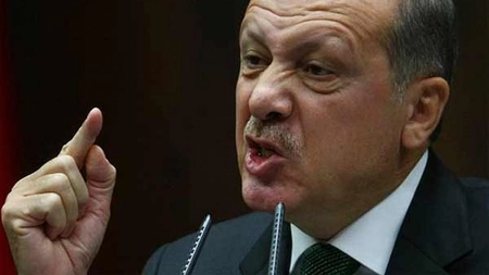 Decizia luată de Recep Tayyip Erdogan în criza migranţilor! A interzis deplasarea lor pe anumite zone