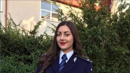 Exclusiv! Ea este poliţista din Iaşi care i-a acordat primul ajutor unui tânăr care a încercat să se sinucidă! I-a făcut masaj cardiac până la sosirea medicilor