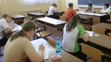 Simulările pentru Evaluarea Națională și Bacalaureat, amânate din cauza coronavirusului