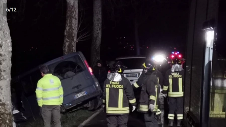 Accident rutier grav provocat de o româncă. Victime: opt persoane cu dizabilităţi - FOTO