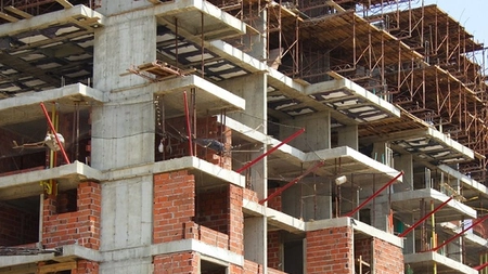 EXCLUSIV! Pandemia de COVID-19 blochează cel mai mare proiect imobiliar din Iași dedicat tinerilor