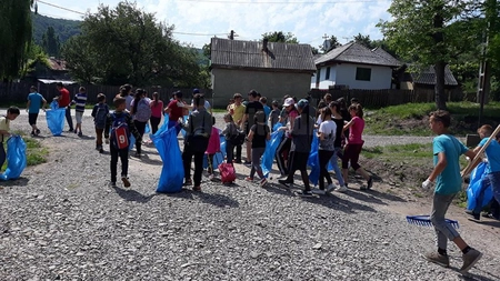 Veste bună pentru liceele și colegiile din Iași! Mai au șase luni să se înscrie la o mega campanie ecologică