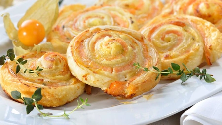 Aperitiv rapid - Rulouri cu somon