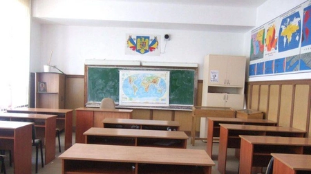 Un minor, obligat de judecătorii ieșeni să meargă la școală! Un al doilea tânăr, trimis la pușcărie în același dosar, în urma unor jafuri!