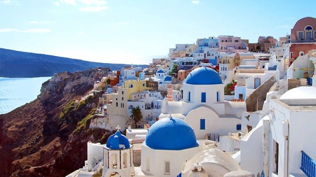 Grecia anunță când deschide sezonul de vacanță și cere „pașaport coronavirus“