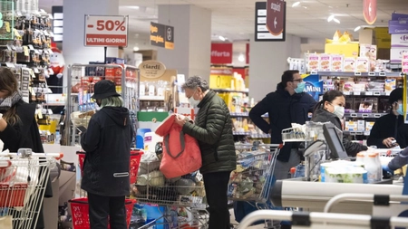 Cum să dezinfectezi produsele cumpărate de la supermarket