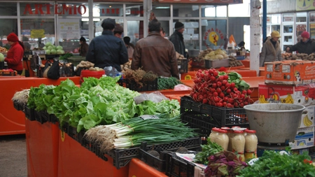 Cum igienizăm verdeţurile luate de la piaţă. Coronavirusului nu-i place uscăciunea