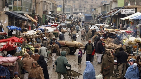 Guvernul distribuie pâine gratuit. Unde primesc familiile câte zece lipii pe zi