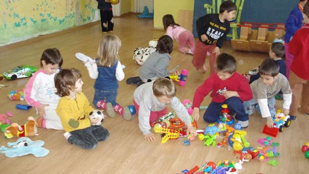 Grădinițele ieșene își deschid porțile în perioada vacanței de vară